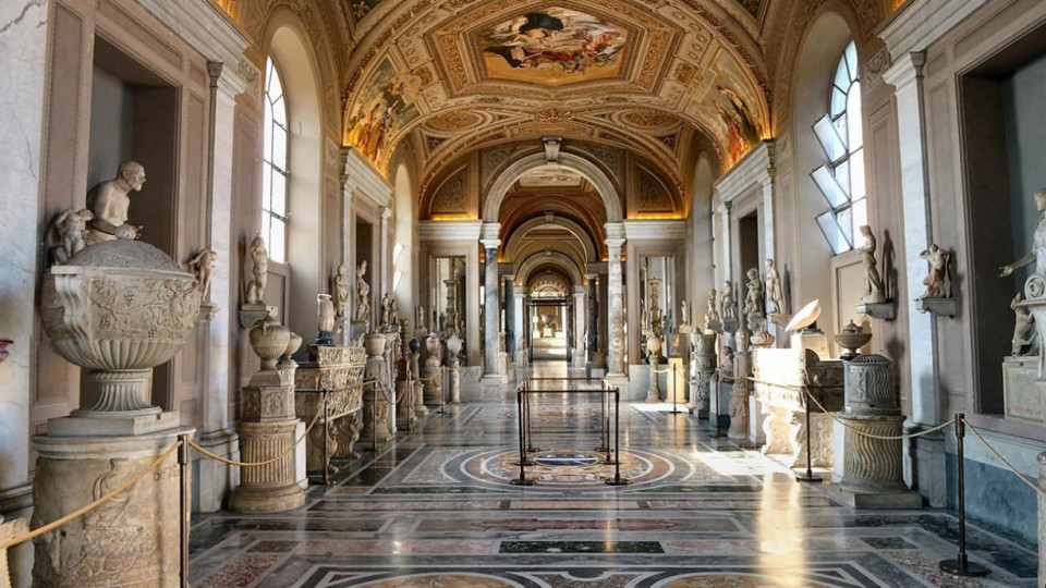 Отвориха музеите във Ватикана | StandartNews.com