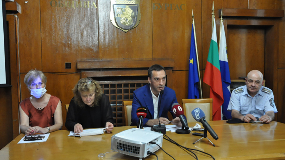 Кметът Николов: Общинският кризисен щаб продължава да работи | StandartNews.com
