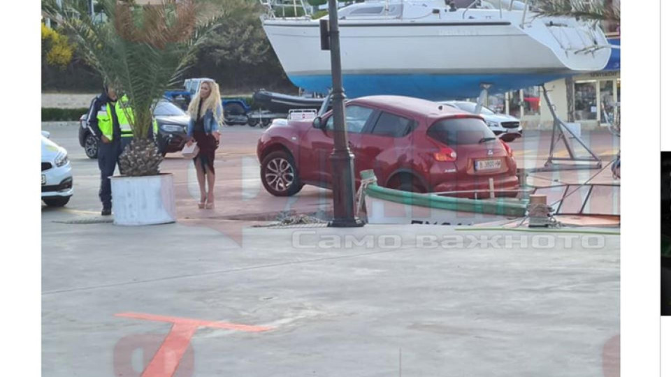 НАГЛОСТ! Нора Недкова паркира джипа си в морето | StandartNews.com