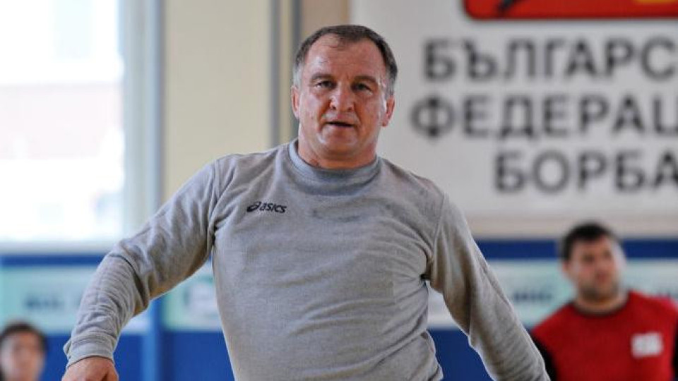 Симо Щерев ще води женския отбор по борба на Русия | StandartNews.com