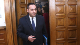 Караниколов отговаря на въпроси на бизнеса в Пловдив