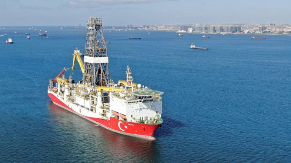 Турция ще рови за нефт и газ в Черно море | StandartNews.com
