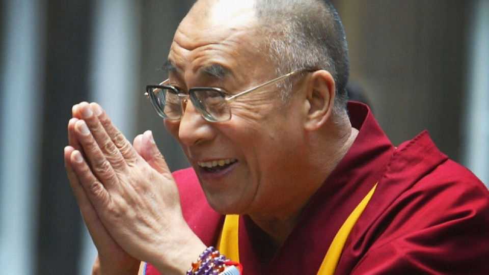 Далай Лама пусна нов сингъл | StandartNews.com