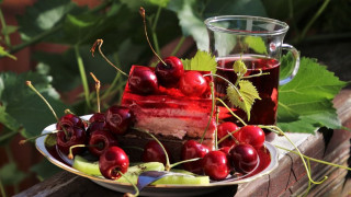 Юли започва с облачета, но и много слънце и жега