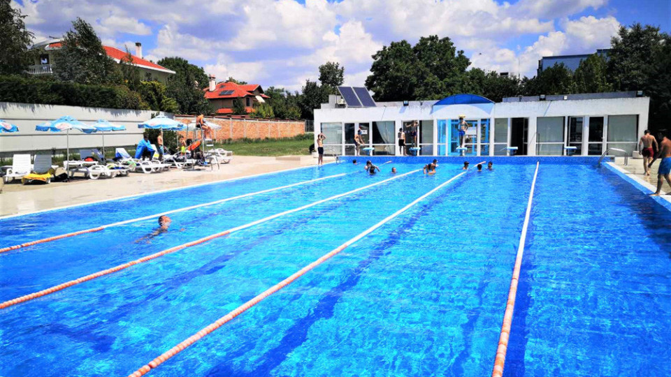 В Бургас отвориха басейна на Минералните бани | StandartNews.com