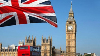 Великобритания пуска зад граница само по 5 причини