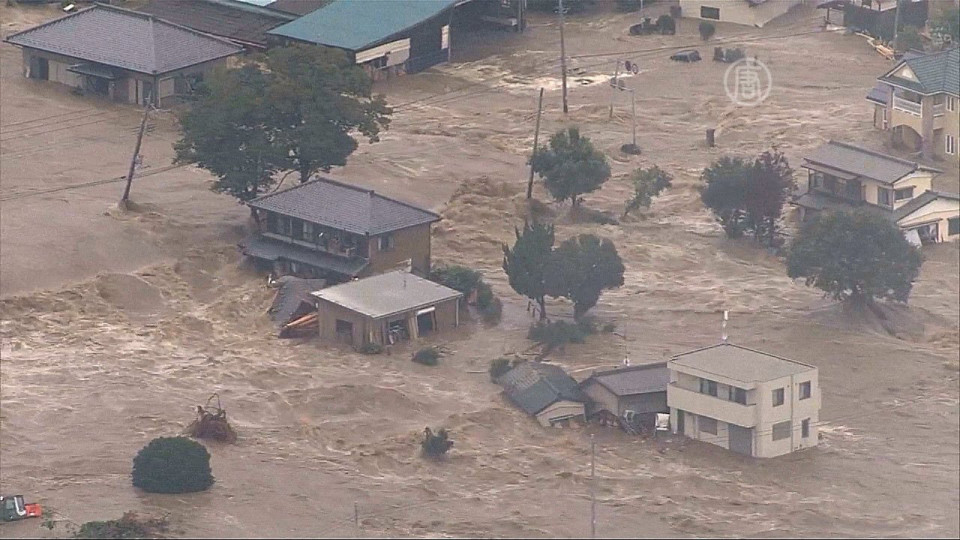 Наводнения с жертви в Япония | StandartNews.com