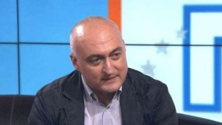 Паунов: Радев страда от политическа шизофрения