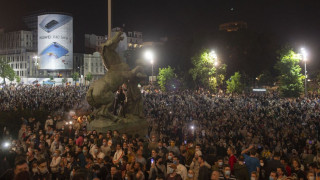 Сръбски министър за протестите: Това е преврат