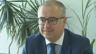 Владимир Савов се връща в КФН