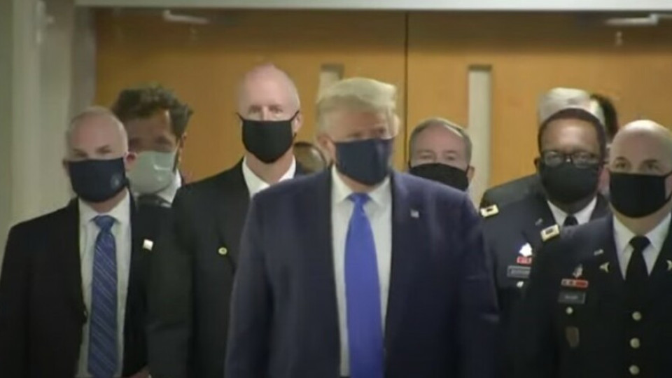 Тръмп излезе с маска | StandartNews.com