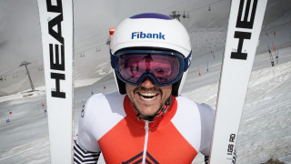 Алберт Попов тренира на сняг