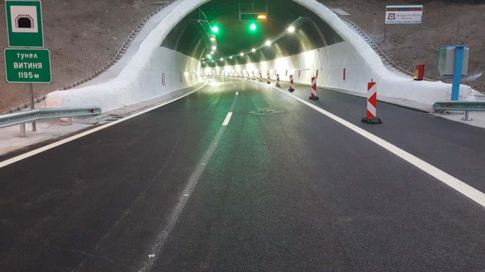 Ремонт затваря тунел "Витиня" | StandartNews.com