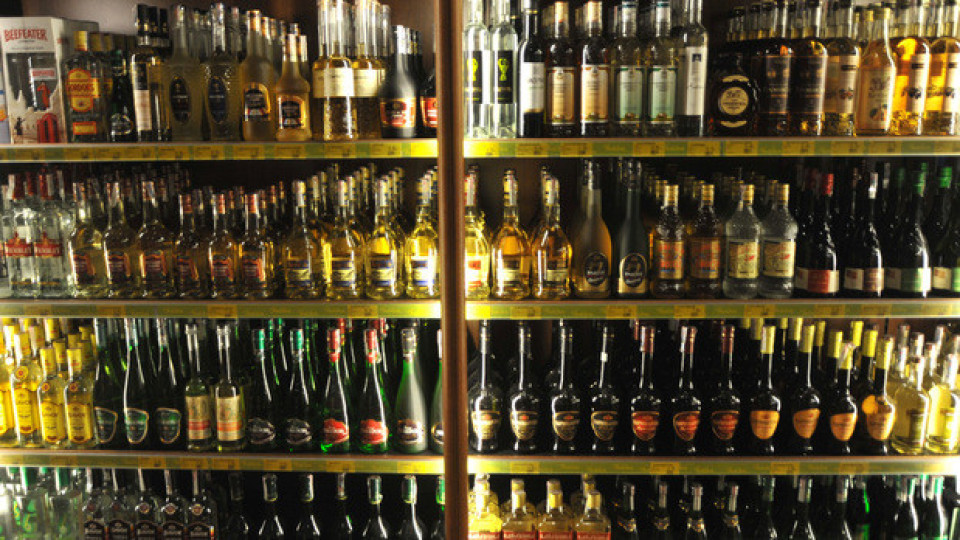 Швеция спира продажба на алкохол след 22 ч | StandartNews.com