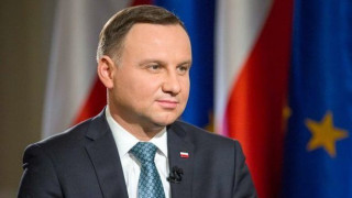 Руски комици с телефонна шега с полския президент