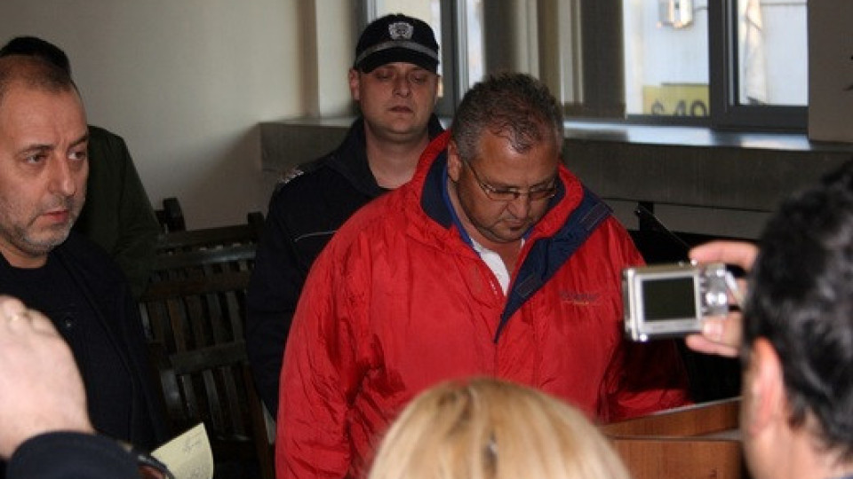 Осъдиха производителя на отровната ракия в Якоруда | StandartNews.com