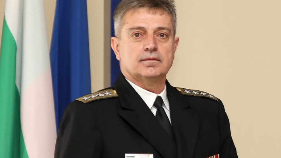 Адмирал Ефтимов се срещна с досегашния аташе на Сърбия | StandartNews.com