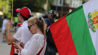 В протеста: Днес сватбари, вторник - туроператори