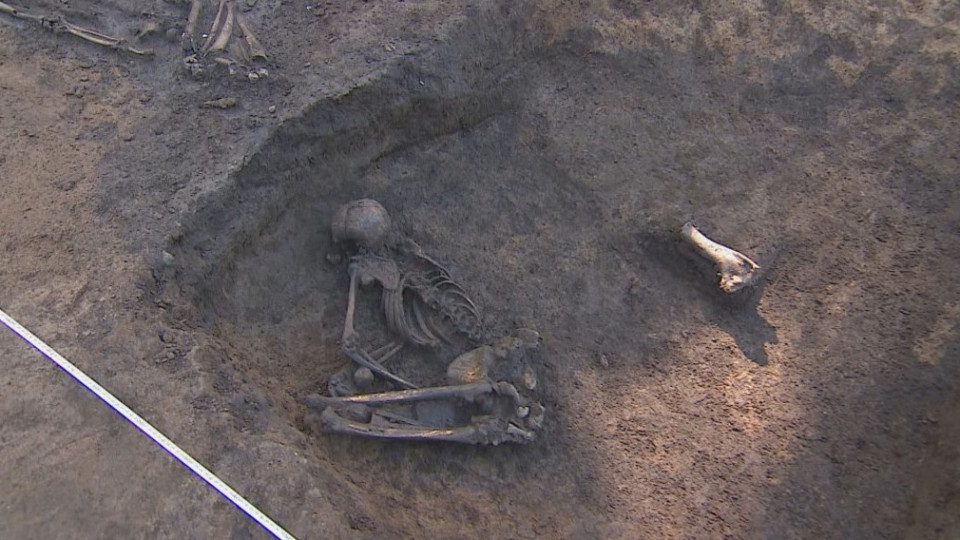 Скелети на 8000 г. в Слатина | StandartNews.com