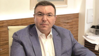Ангелов гони директора на болницата в Добрич
