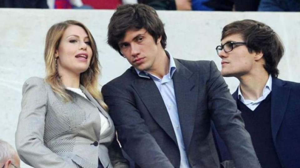 Какво прави най-малкият син на Берлускони | StandartNews.com