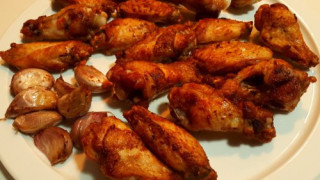 Откриха ковид в пилешки крилца