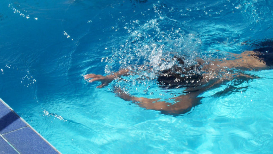 Лекарите разкриха как влияе плуването на тялото | StandartNews.com