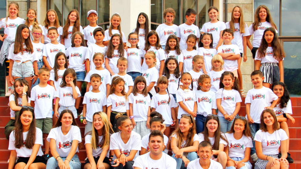 Пощенска банка подкрепя талантливите деца на България | StandartNews.com
