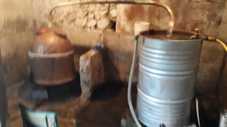 Софиянец си вари ракията в трафопост
