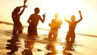Жега, морската вода е като чай