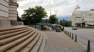 Политолог предупреди за опасна измет на улицата!