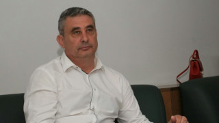 Изгонен от Иванчева стана кмет на "Младост"