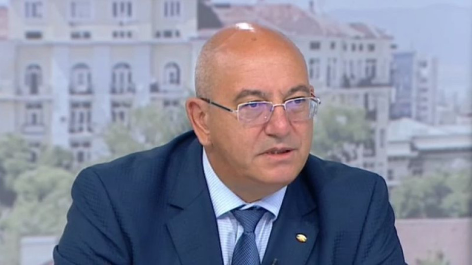 Димитров:Няма да приемат оставката на Дани Кирилов | StandartNews.com