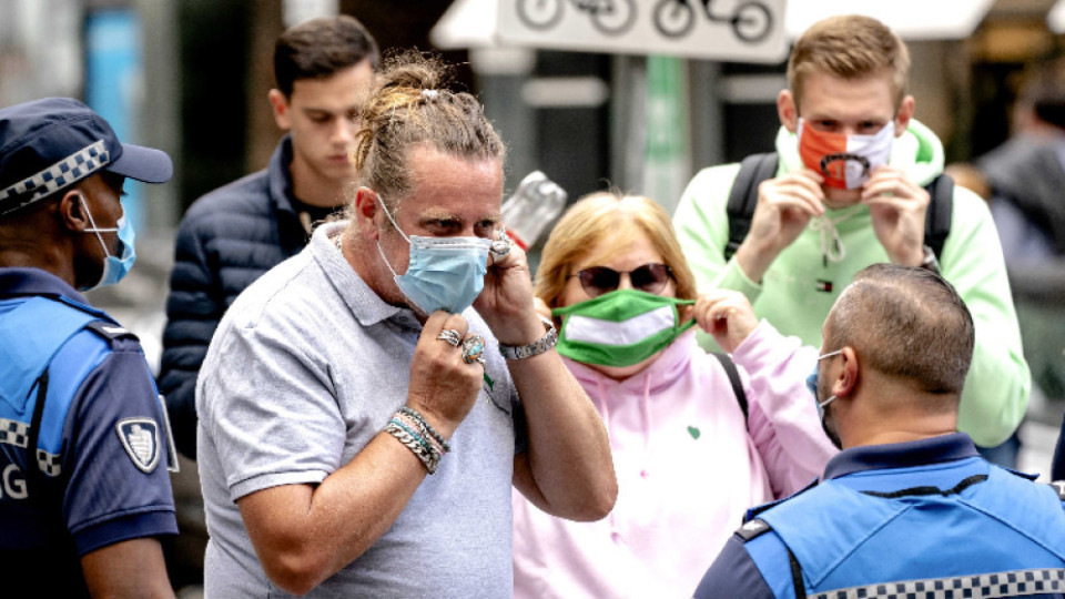 Хвърлят маските в Амстердам и Родердам | StandartNews.com