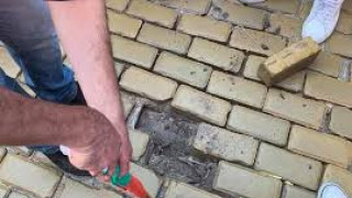 Липсват жълти павета, изкъртени на протеста