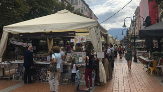 Алея на книгата цяла седмица