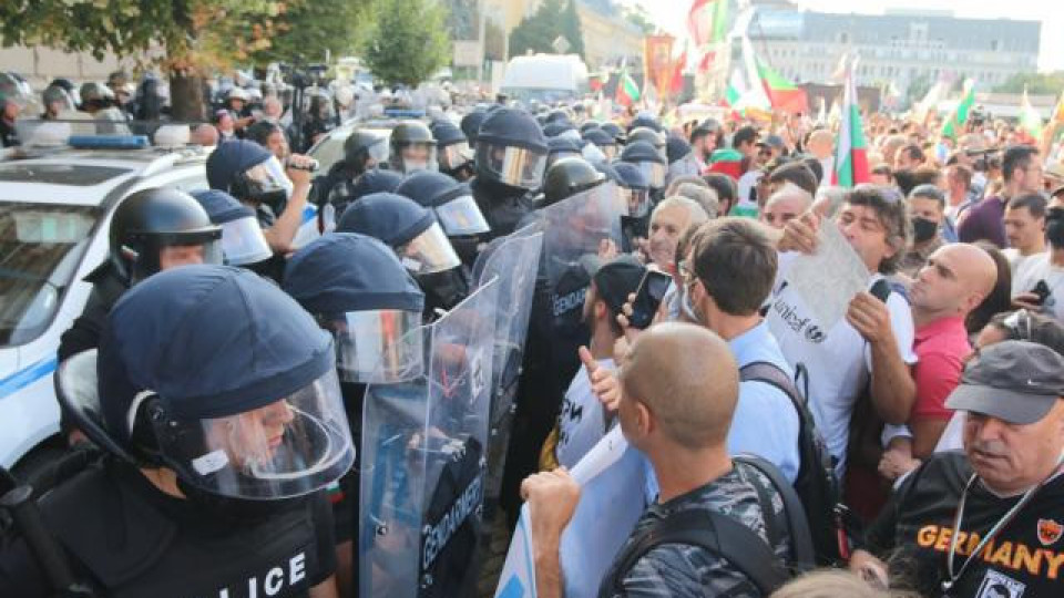 МВР: Частна фирма на протеста? Абсурд! | StandartNews.com