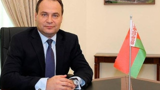 Руснаците ваксинираха братски беларуския премиер