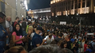 Помолиха агитките да си тръгнат от протеста