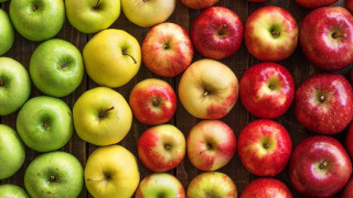 Как е най-правилно да ядем ябълки
