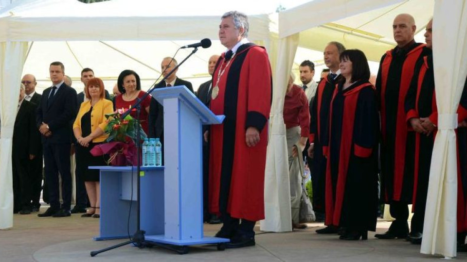 Двама министри откриха учебната година в Тракийския университет | StandartNews.com