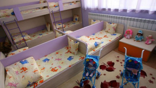 610 лв. помощ за родители, ако затворят училищата