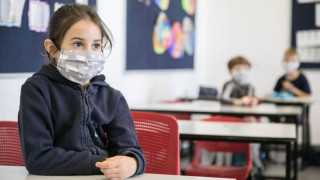Израел в пълен шок от заразата, затварят училищата