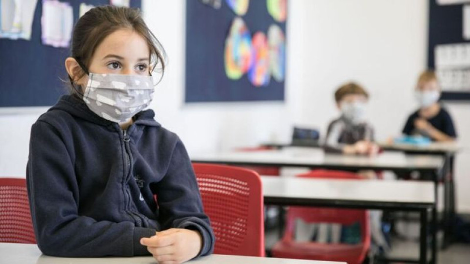 Израел в пълен шок от заразата, затварят училищата | StandartNews.com