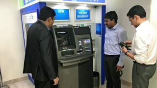 Нашенци пипнати за измами с банкови карти в Индия