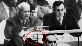 Мистериозната обувка на Хрушчов
