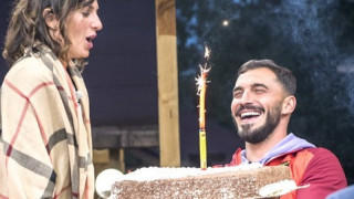 Бившият на Алекс Раева подлуди „Фермата“