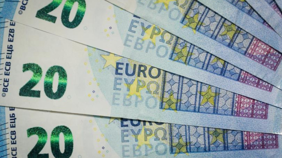 Банкер:Кризата ще забави влизането ни в еврозоната | StandartNews.com