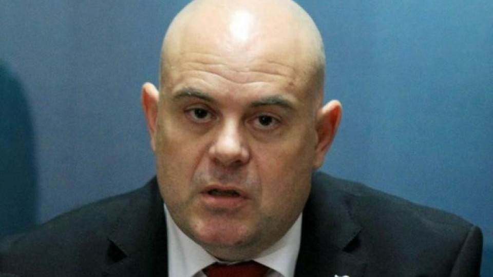 Гешев: Разкрита е банда за дрога, тровеща децата | StandartNews.com