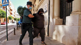 4 български насилници в Испания остават в ареста